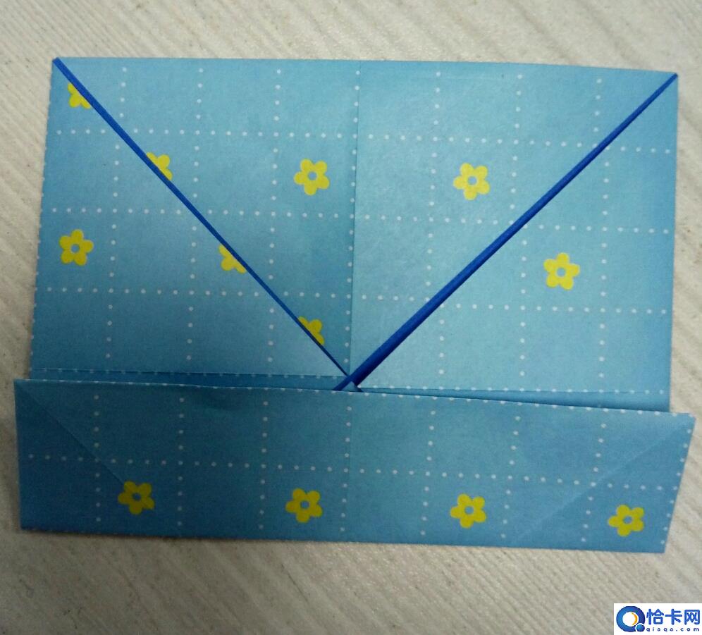 正方形盒子折叠方法简单(正方形盒子折叠方法)