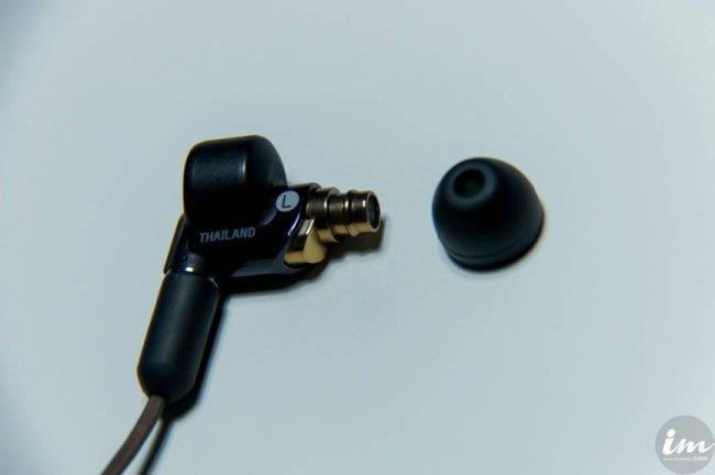 索尼z5耳机是什么接口类型(分辨索尼ex082真假的方法)