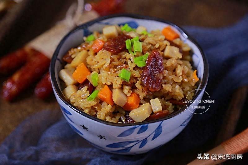 懒人米饭的做法步骤(香肠土豆焖饭的做法)-华夏美食网