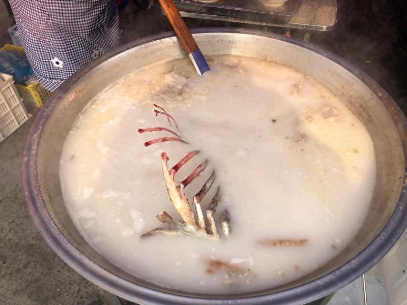 正宗羊肉汤的做法(水城羊肉粉香料包配方)-华夏美食网