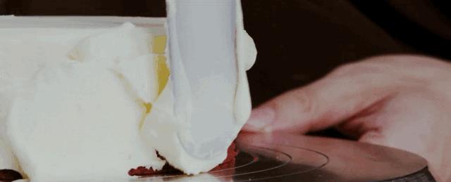 做蛋糕奶油的制作方法(做蛋糕奶油需要什么材料)-华夏美食网