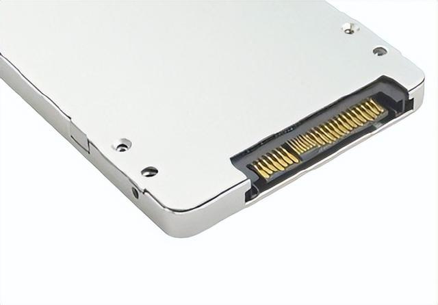 固态硬盘有几种类型和接口(固态硬盘之间的主要区别)