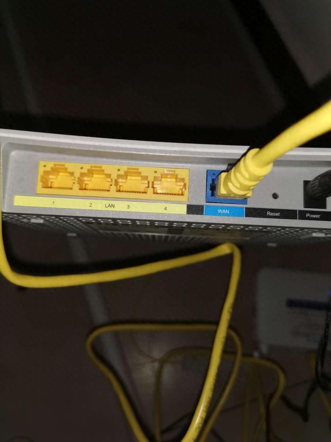 光纤路由器接口怎么接(怎么安装和设置全屋光线网络)