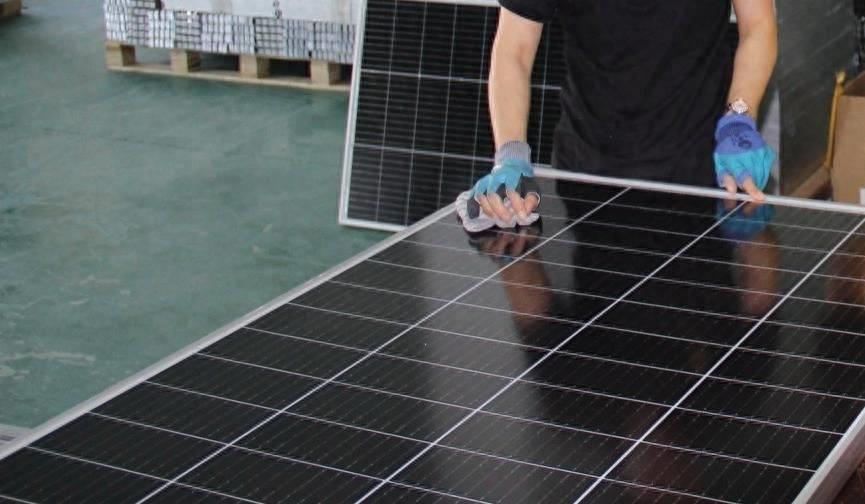 最简单的太阳能板制作过程(太阳能板原理制作方法)
