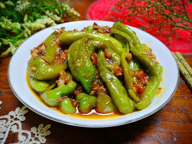 虎皮海椒的做法与步骤(简单好吃的虎皮辣椒做法)-华夏美食网