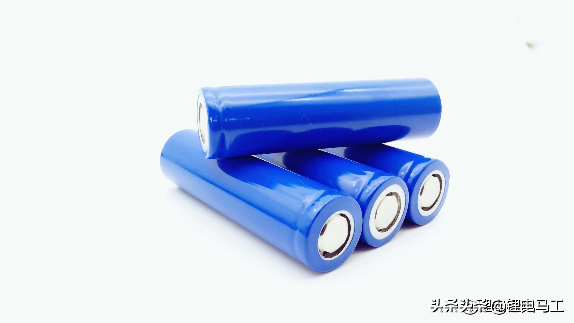锂电池放电的工作原理(锂电池放电截止电压是多少)