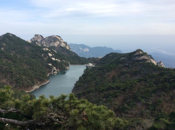 天柱山二日游攻略住宿(天柱山旅游攻略自驾游)