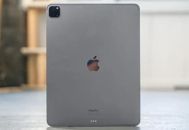 苹果iPad Pro（12.9 英寸,2022 年）评测