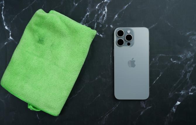 如何清洁iPhone 15 Pro和Pro Max的钛金属边框