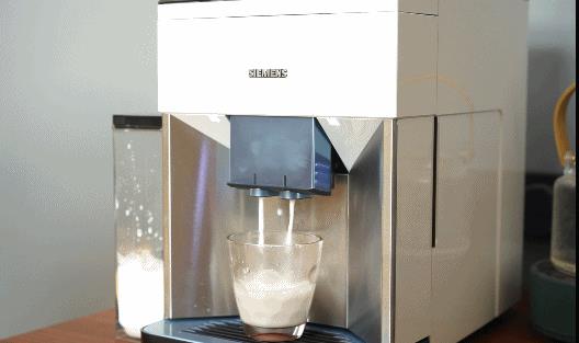 老款西门子咖啡机怎么用图解(办公室全自动咖啡机使用方法教程)
