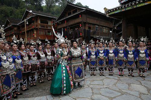 侗族主要分布在哪个省份?侗族的风俗及特色的介绍?