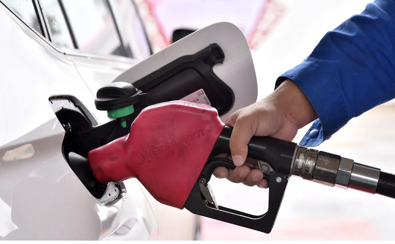 油价或迎年内最大跌幅,国内成品油价5月15日调价窗口迎来"两连降"