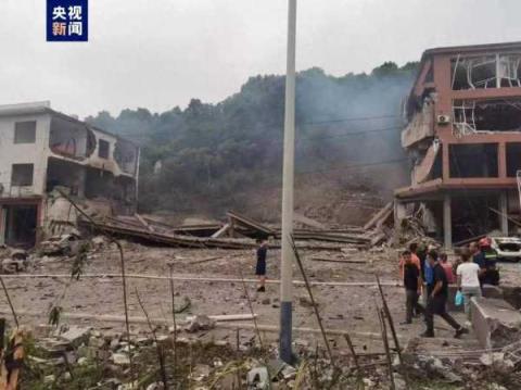江西汽修店爆炸事故已致3死25伤，具体情况是什么？