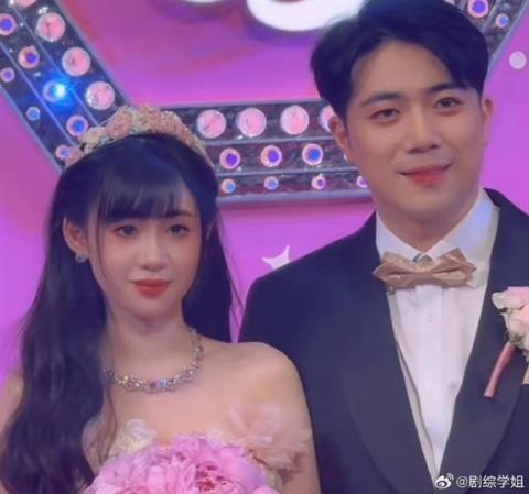 600亿豪门姻亲！特步公主与七匹狼公子举行婚礼女主晒靓照网友祝福