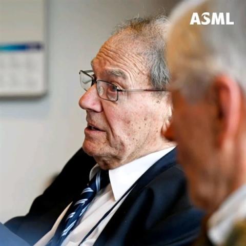 光刻机巨头ASML创始人逝世：享年98岁