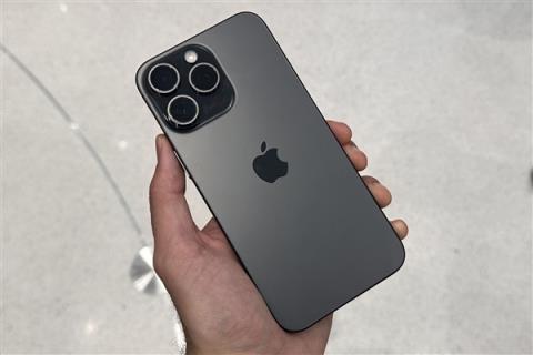 iPhone16出厂预装正式版！苹果iOS18公测版7月上线-趣考网