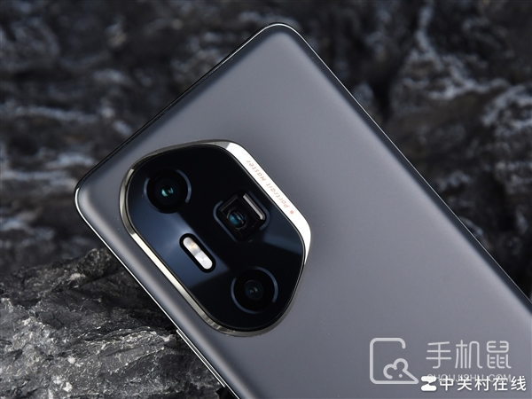 荣耀300 Ultra值得买吗？荣耀300 Ultra有哪些优点