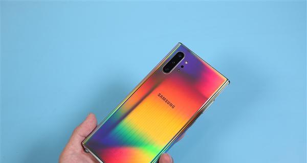 三星GalaxyNote10+测评怎么样？性能和相机表现如何？