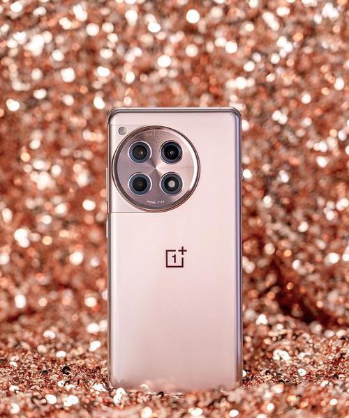 今年性价比最高的手机是哪款？购买时应该注意哪些问题？