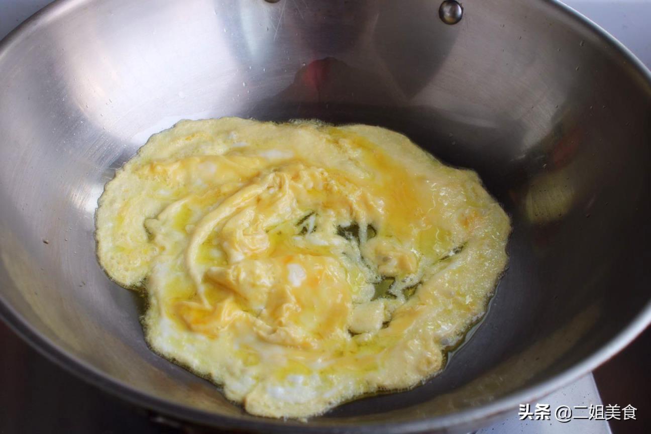 咖喱蛋炒饭怎么做的简单又好吃，做咖喱炒饭，教您一招，粒粒分明(图4)
