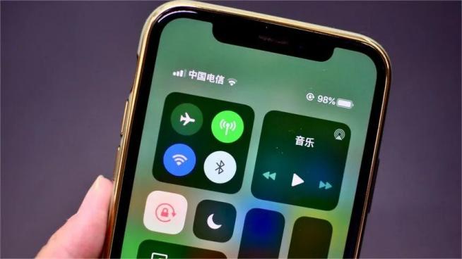 手机连接 WiFi 后,需不需要关闭数据流量?-趣考网