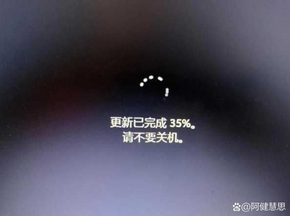 Win11开机屏幕为什么只显示一半？如何恢复正常显示？