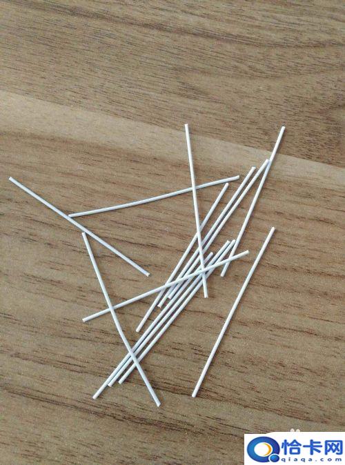 手机没有针怎么把卡拿出来？没有取卡针怎么拔手机卡