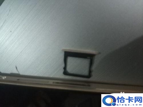 手机中的卡怎么开口怎么拔