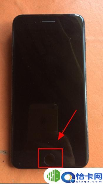 苹果怎么不打开手机刷卡?iPhone手机如何使用Apple Pay无需解锁