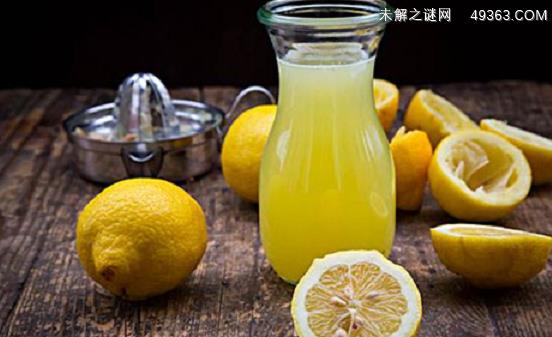 胶带粘过的痕迹怎么能清除掉？-图2