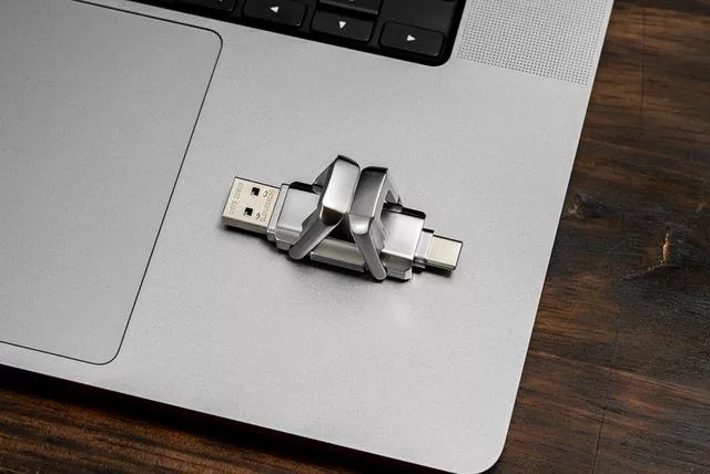 怎么测u盘的读取速度?这款U盘的读写速度堪比SSD