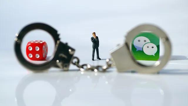 网警提醒：朋友圈这8类内容别再发了！(图2)