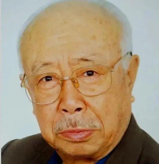 演员刘江：因演技差点毙命，晚年三次患癌症，妻子照顾他活到95岁(图3)