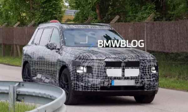 百万级豪华SUV！新一代宝马X7曝光：买它还是仰望U8(图2)