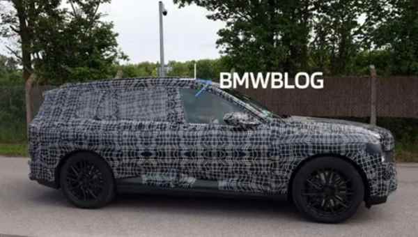 百万级豪华SUV！新一代宝马X7曝光：买它还是仰望U8(图3)