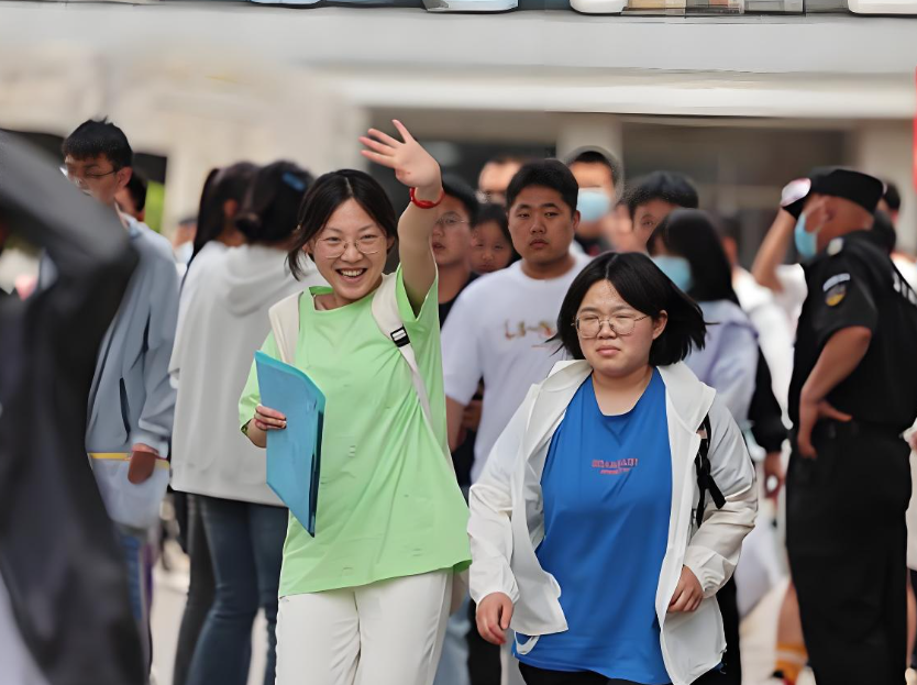 这三类专业年年录取最火，考生宁愿放弃985也要报！考生提前了解(图5)