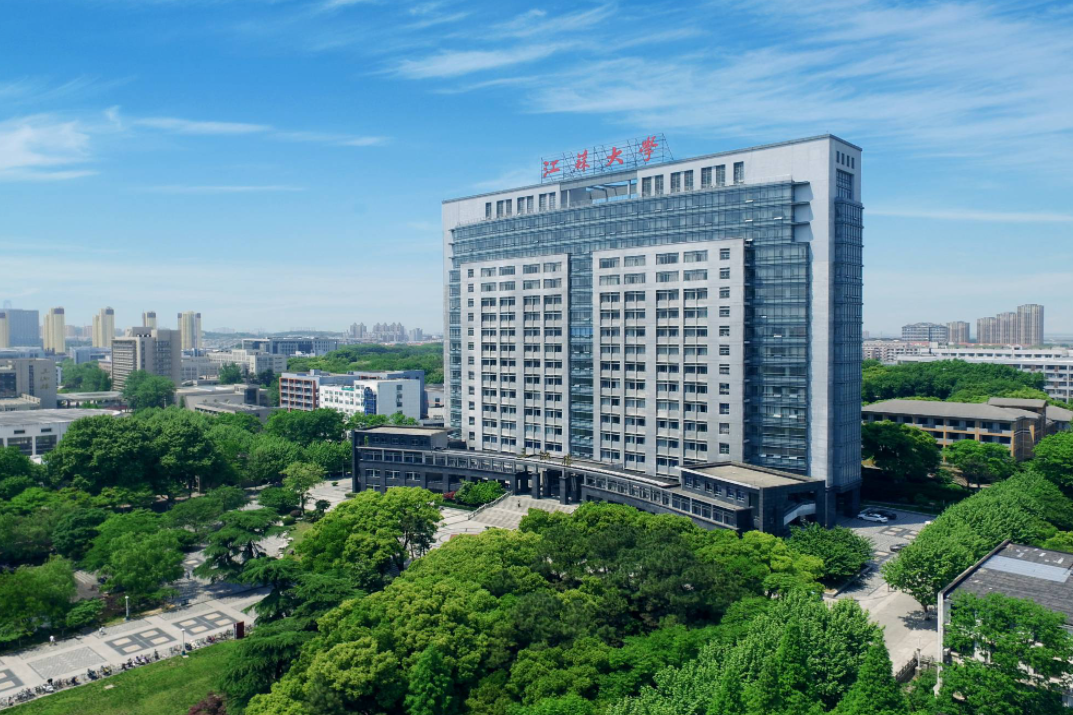 都是江苏省知名双非院校，江苏大学和扬州大学，都有哪些优势？(图2)
