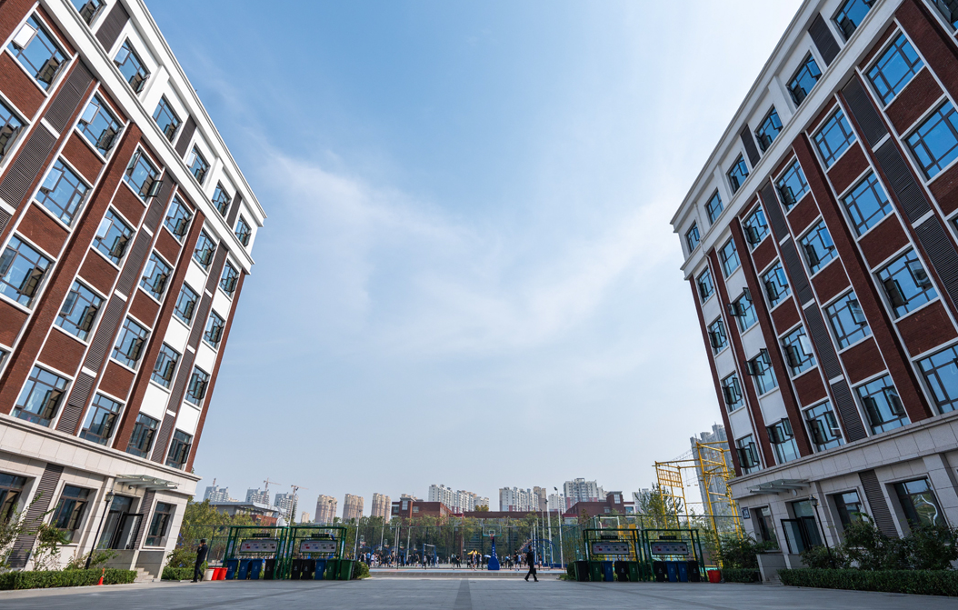 容易拿到“金饭碗”的一所大学，特色鲜明，就业非常稳定(图2)