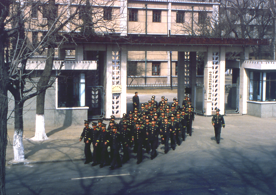 容易拿到“金饭碗”的一所大学，特色鲜明，就业非常稳定(图5)