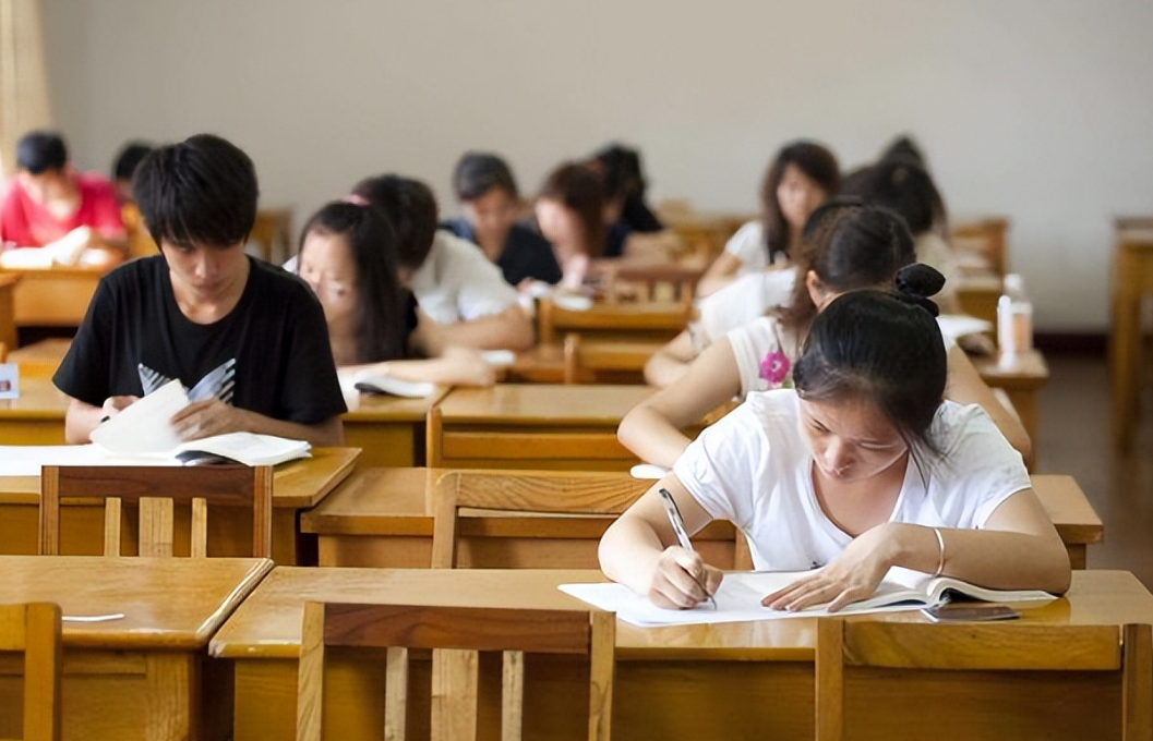 只能上专科院校，该如何规划未来学习？这样做更有发展前景(图4)