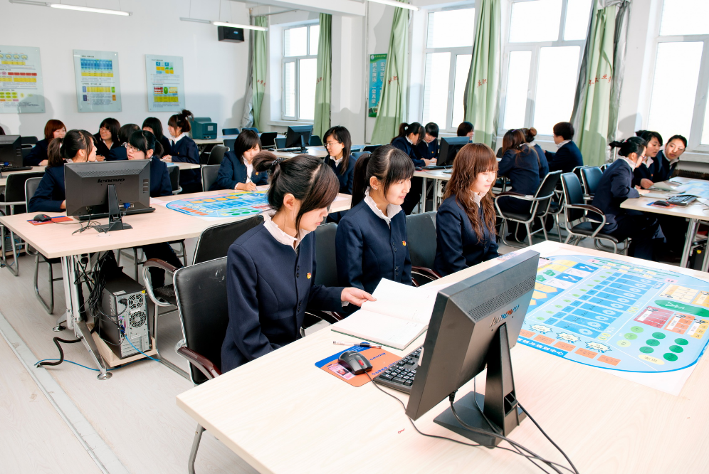 大学让人头痛的3个专业，毕业就业很迷茫，被录取后要多做打算(图5)