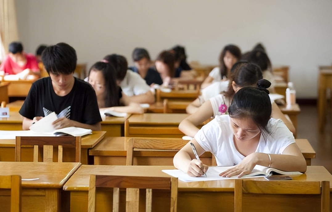 大学毕业后才明白的5件事，过来人的踩坑经验，大一新生提前了解(图2)