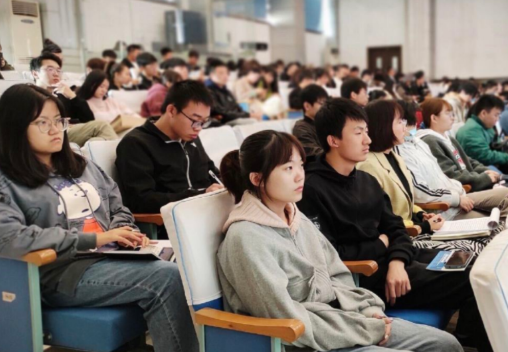 给大学生的几点建议：大一新生提前了解，对以后发展很有帮助(图3)