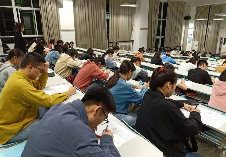 大一能考英语四级就去考，越早考越容易过，大一新生要提前知晓(图2)