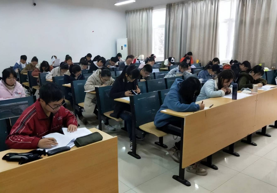 大学里有哪些证书必须考到？过来人分享经验，这几个证书很有用(图5)