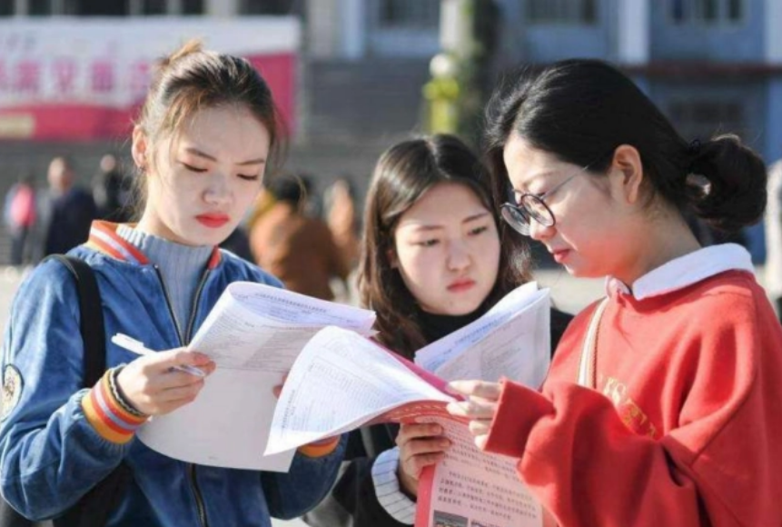 上大专还是直接出社会？这个建议很中肯，看完就知道了-趣考网