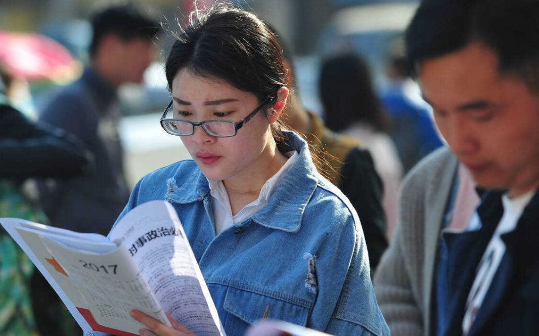 上大专还是直接出社会？这个建议很中肯，看完就知道了(图3)