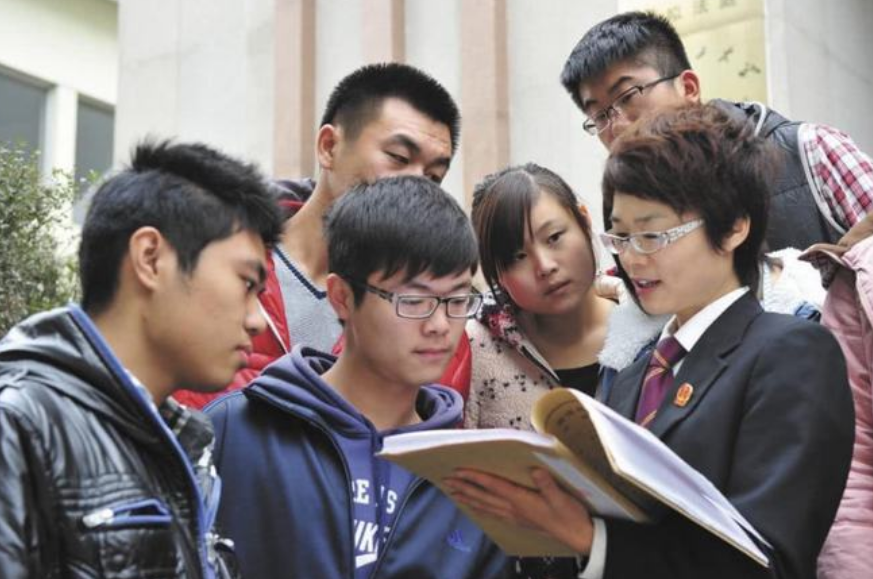 被大学录取别高兴太早，这3类专业考研才吃香，本科就业很难(图3)