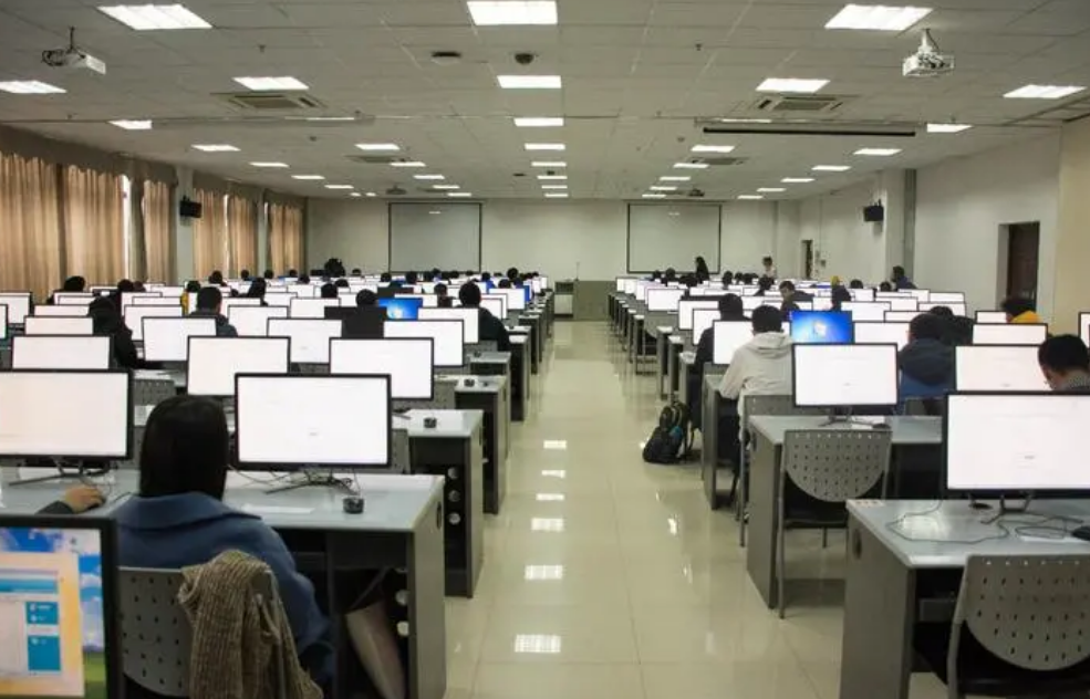 准大学生，需不需要在大一开学前就买电脑？这个建议很有用(图2)