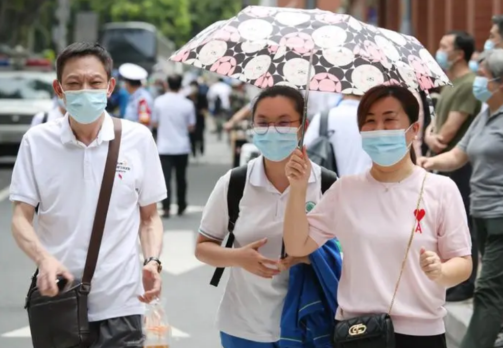 拿到高考录取通知书后，要注意哪些事项？这几件事抓紧去做(图2)